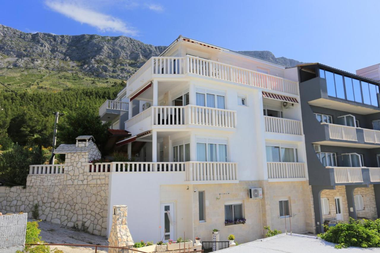 Apartments By The Sea Lokva Rogoznica, Omis - 13226 Екстериор снимка